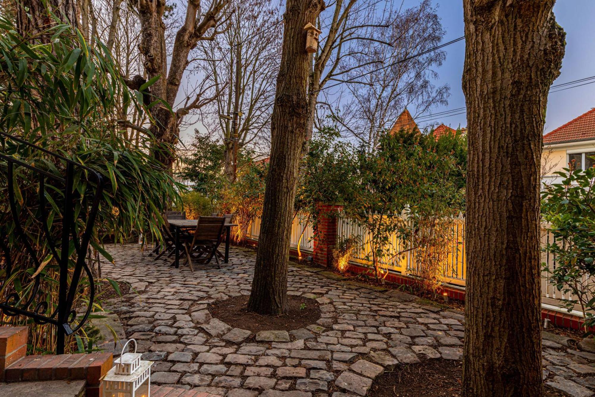 Art & Curiosity Cabinet Style Appartement With Paris View, Villa Des Ammonites Meudon Exterior foto
